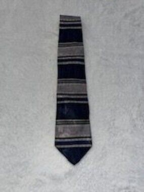 Don Loper of Beverly Hills Tie